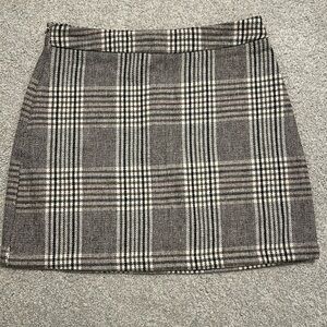 Plaid Mini skirt, size small.